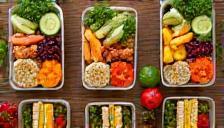 Weekly meal plan selection